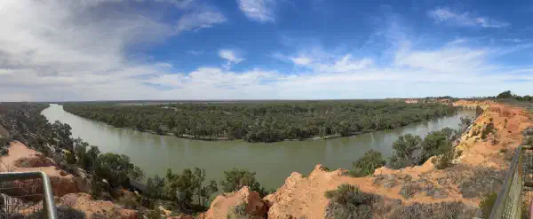 A panoramic view of the river, stretching across approximately 180º of view